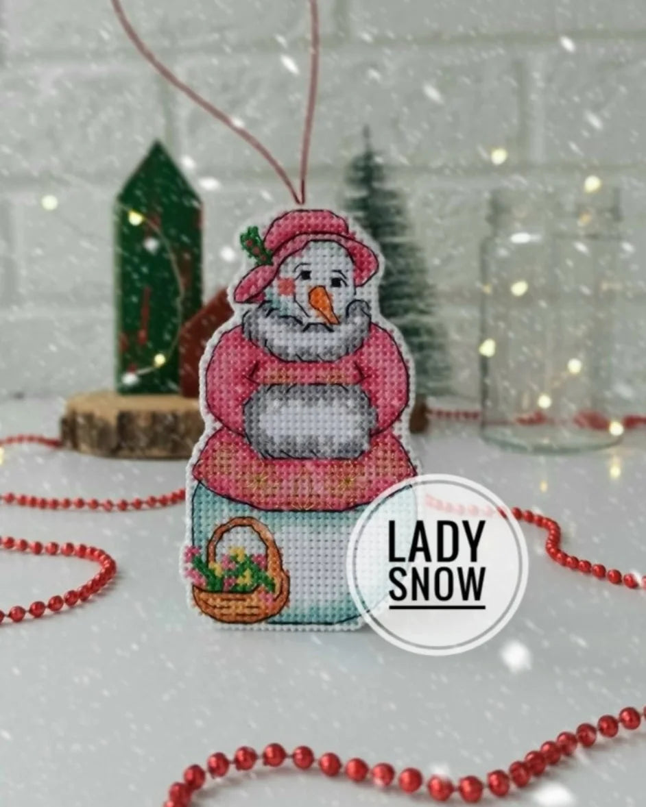Cozy Crosses Lady Snow B006 Counted Cross Stitch Kit, Plastic Canvas Snowman Ornament