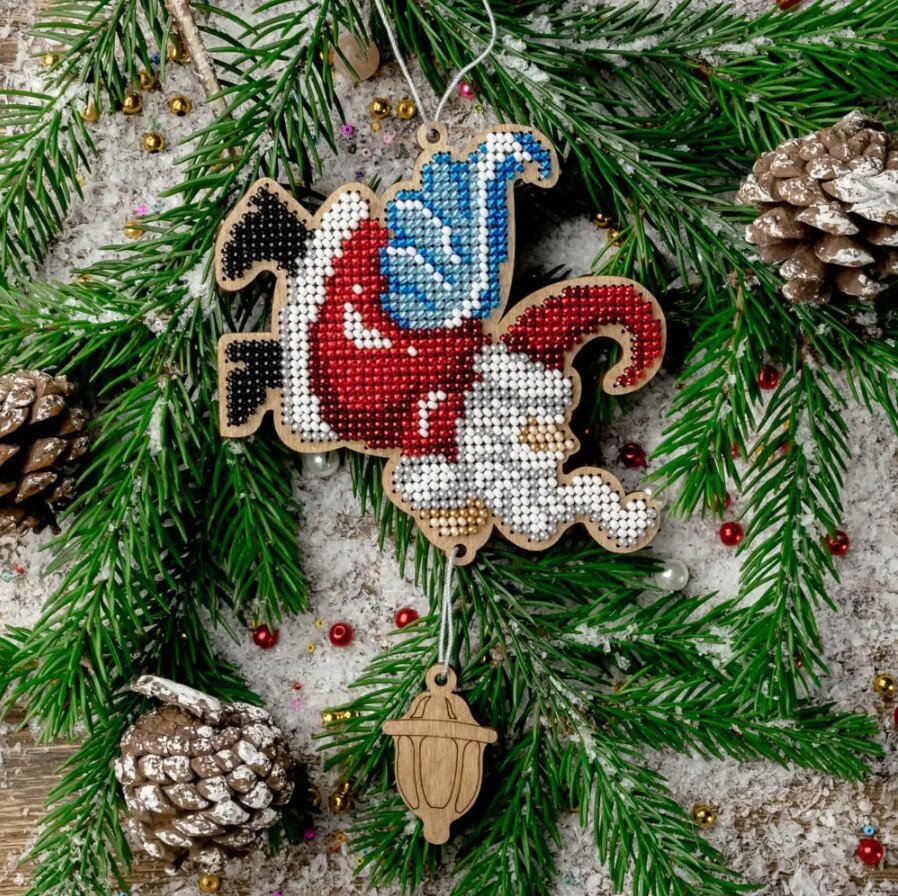 Santa Bead Embroidery Kit on Wood: Christmas Ornament Craft (3.9"x3.9")