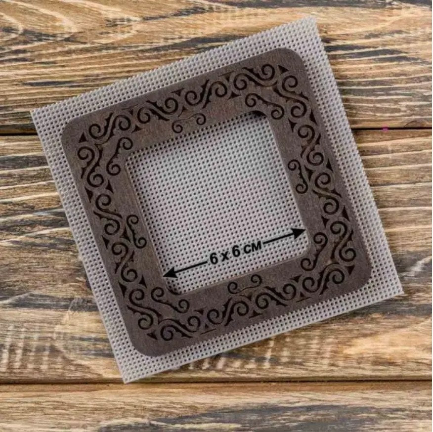 Plywood Embroidery Hoop with Magnetic Holders, for Cross Stitch 2.3x2.3 IN