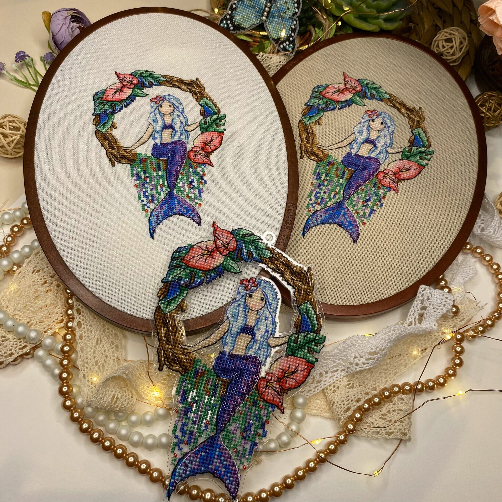 Mermaid Cross Stitch Kit: Beads, evenweave fabric