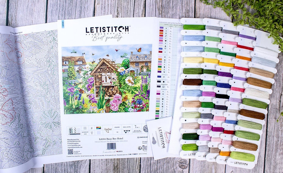Counted Cross Stitch Kit Busy Bee Hotel, Letistitch L8104