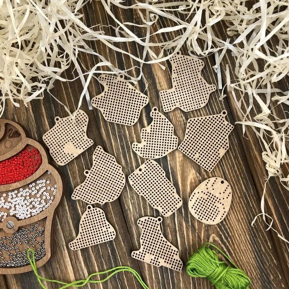 20 Halloween Plywood bases for Beading embroidery kit ( 20 pcs), SW-010