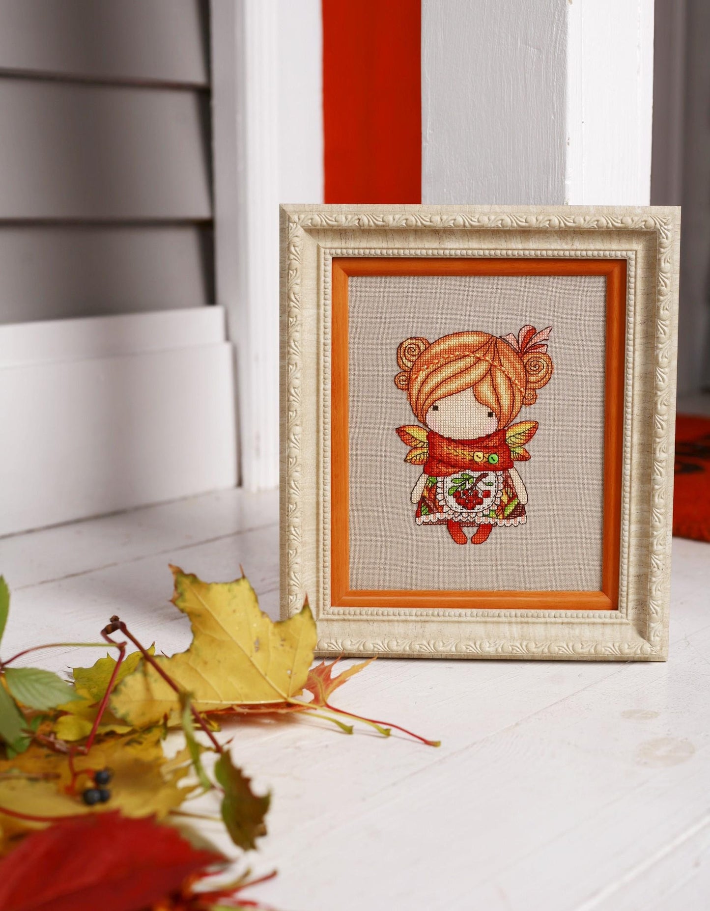 Cross Stitch Kit Girl Autumn, Iris Design, 05319A ( on Aida 16ct)
