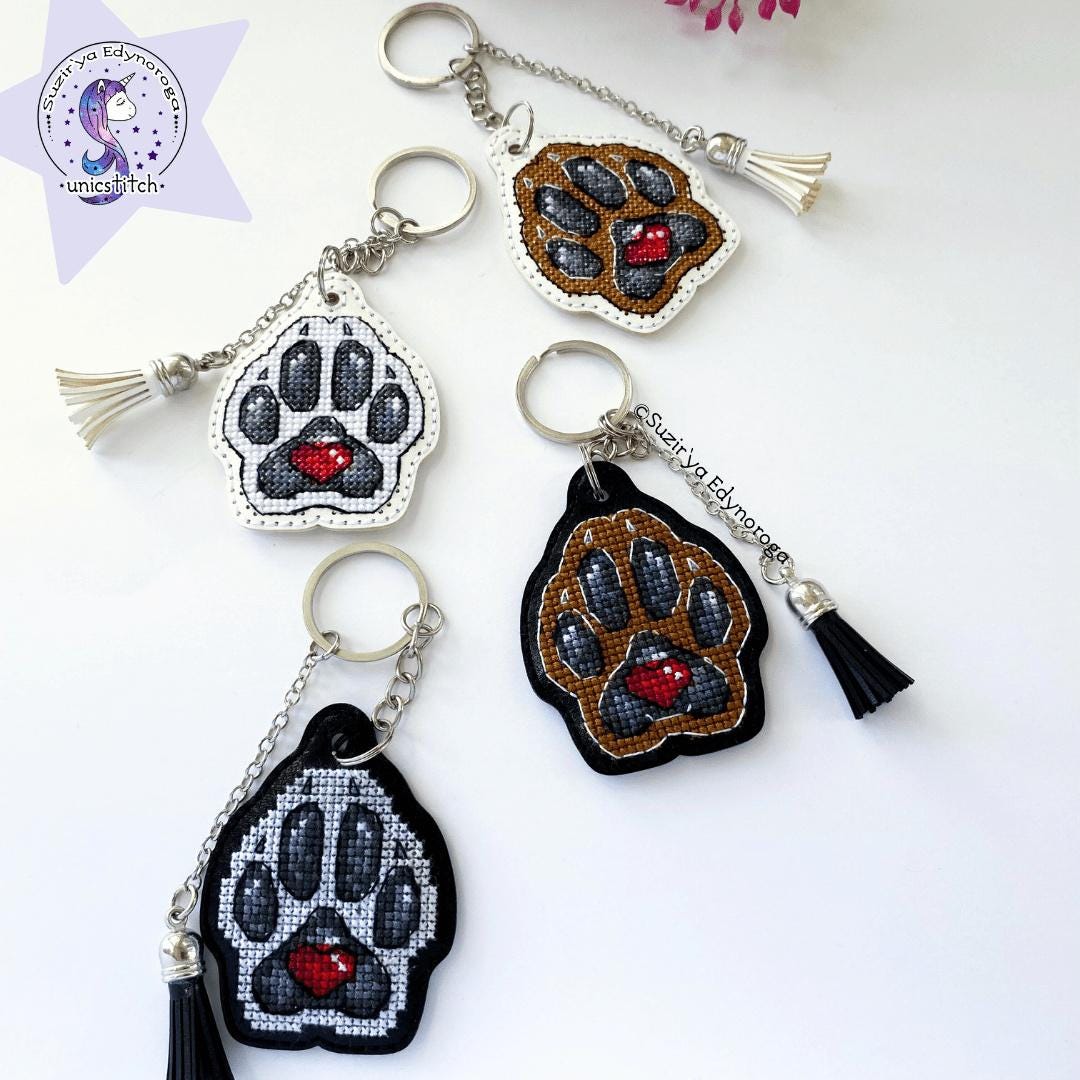 Embroidery kit Brown dog paw on white (1096), threads on flexible base