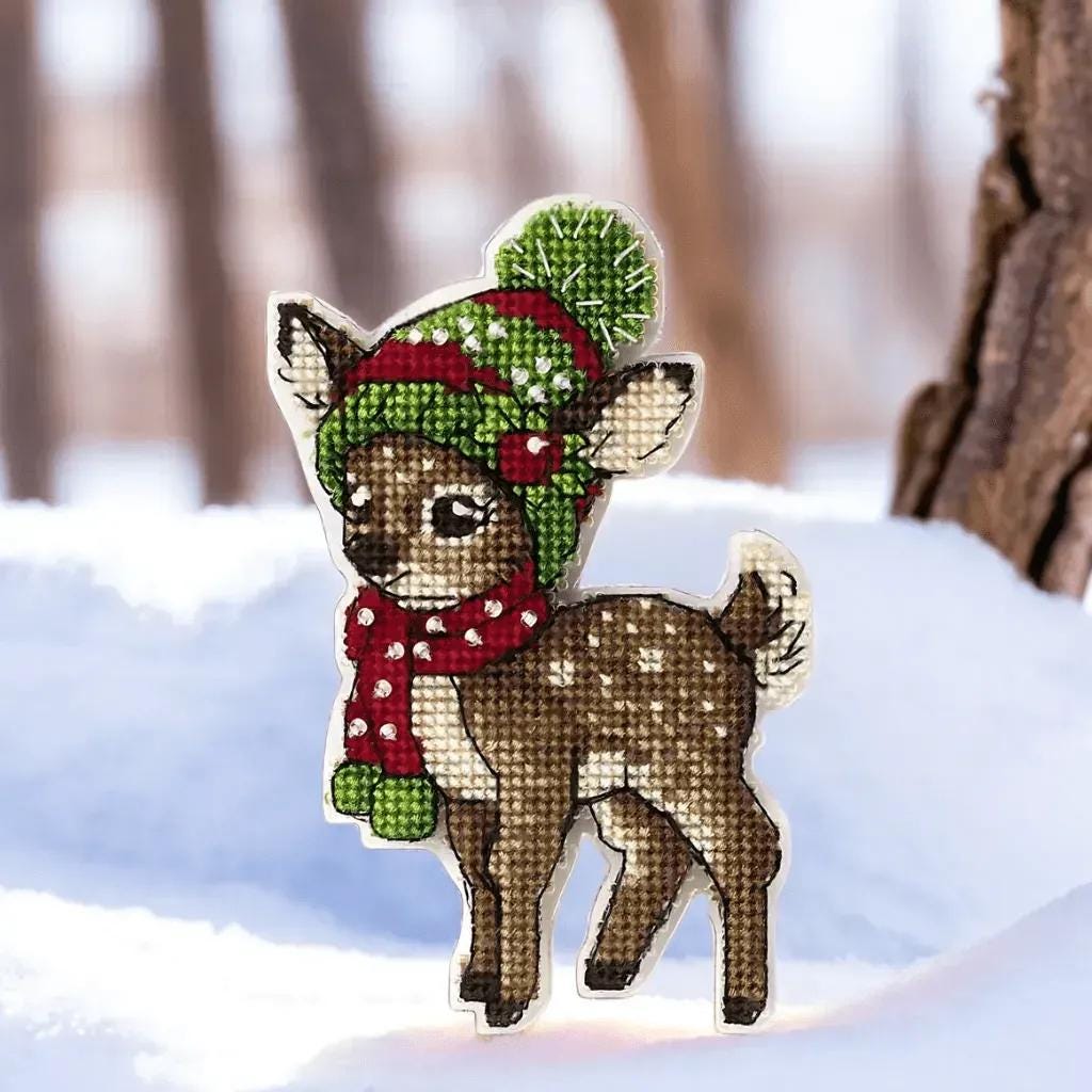 Cross Stitch kit on Plastic Base for Christmas tree, fawn, LX-021. Fast DIY Kit