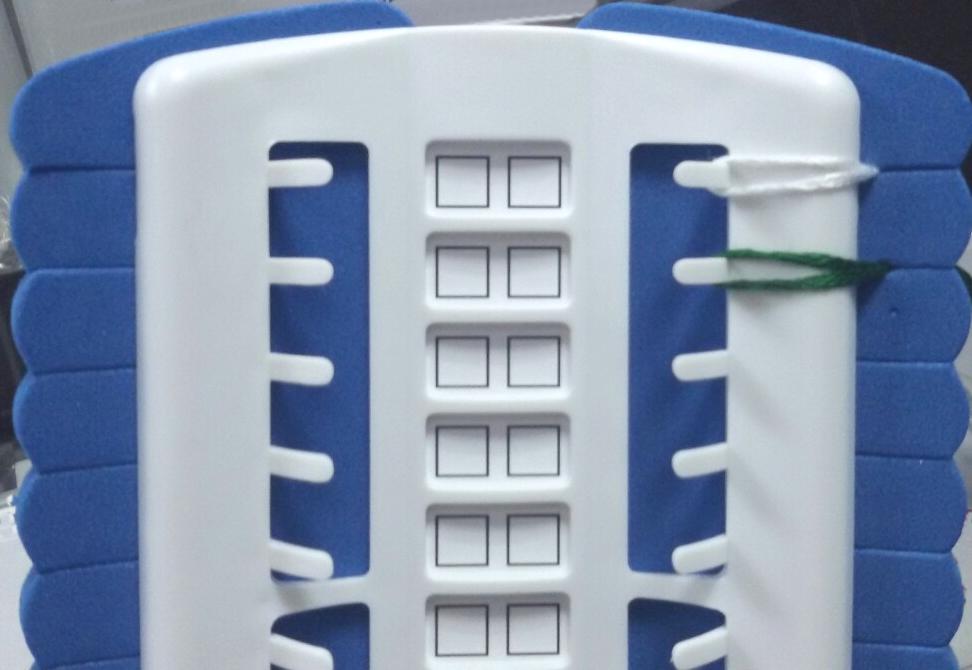 Pako Needle Floss Organizer: Holds 50 Colors, Needle Slots, Includes 10 Cards