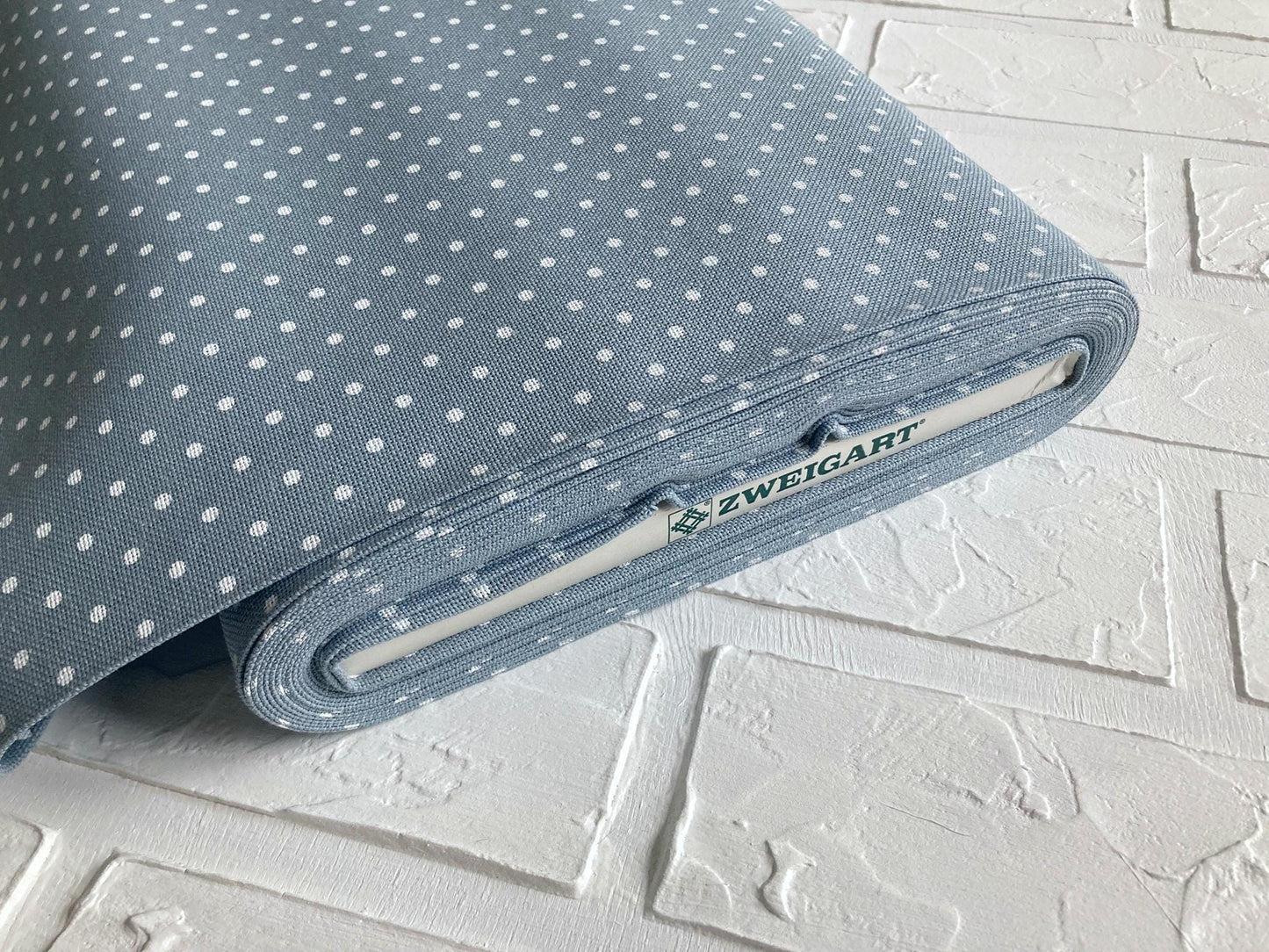 32ct Evenweave Fabric: Zweigart Murano Antique Blue White Dots