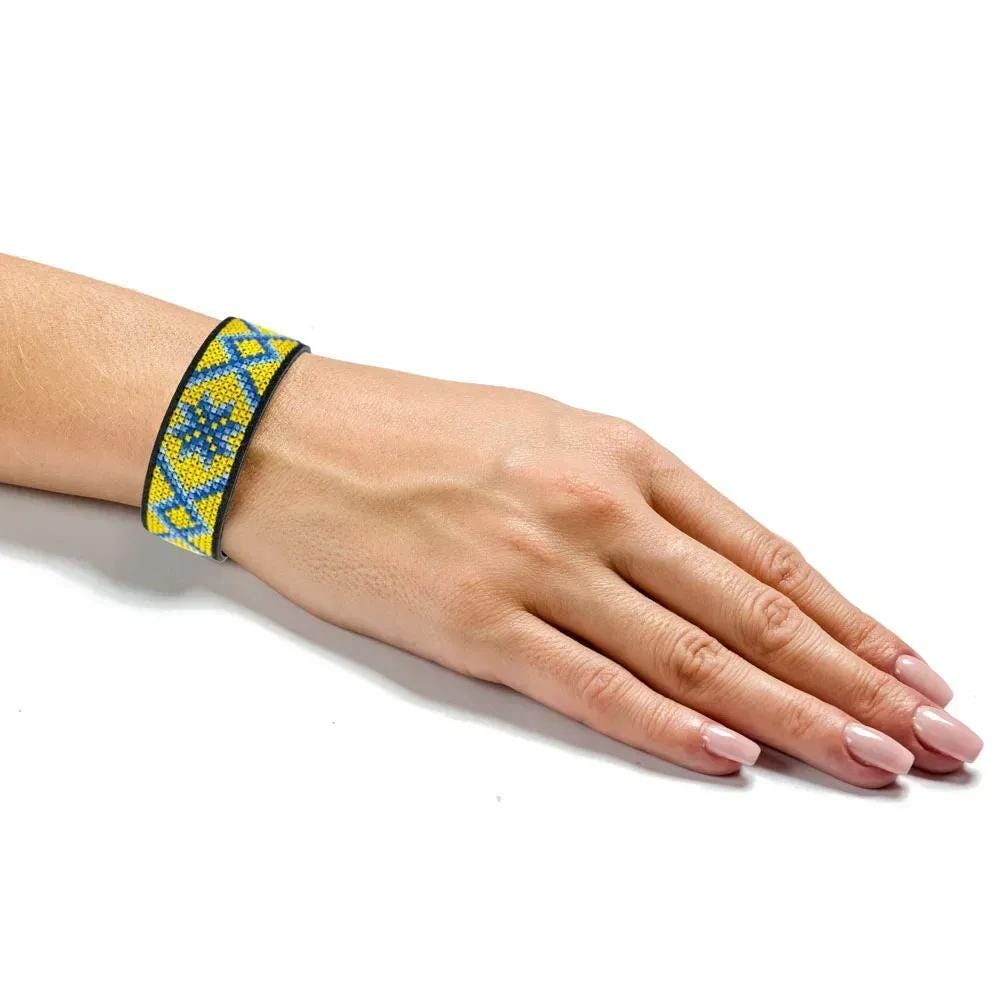 Embroidery Kit faux leather Bracelet Cross Stitch Ornament, HL-055. Fast DIY Kit