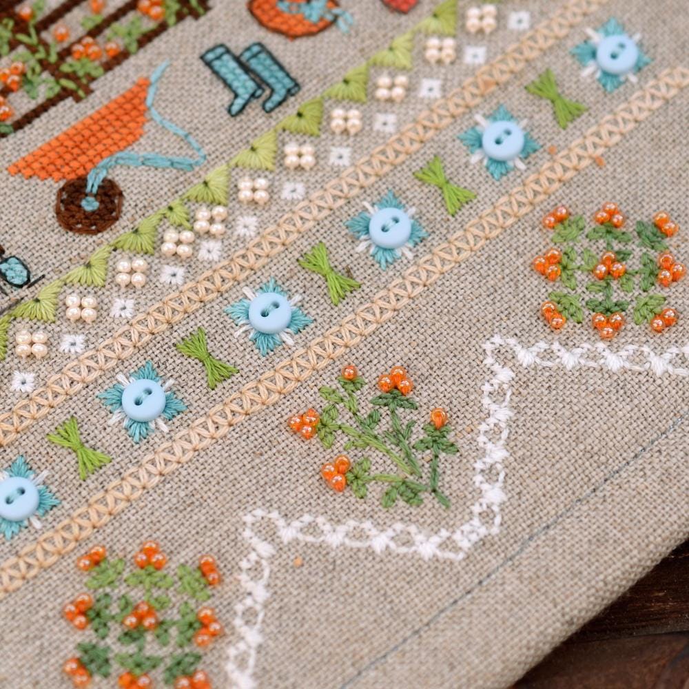 Counted Cross Stitch Kit Fun Farm, Cats & Barn Sampler, Tela-Artis X-507, Evenweave Fabric