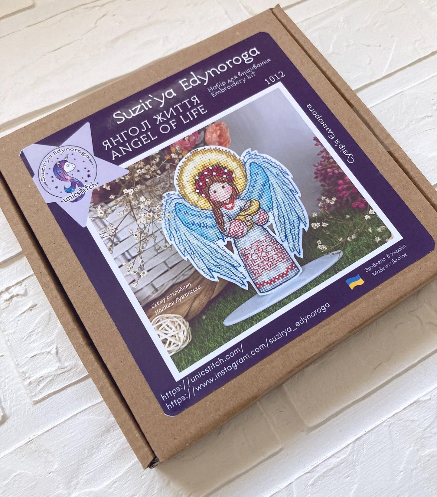 Unic Cross Stitch Kit Angel of life, with metallic threads, beads and decorative crystals.