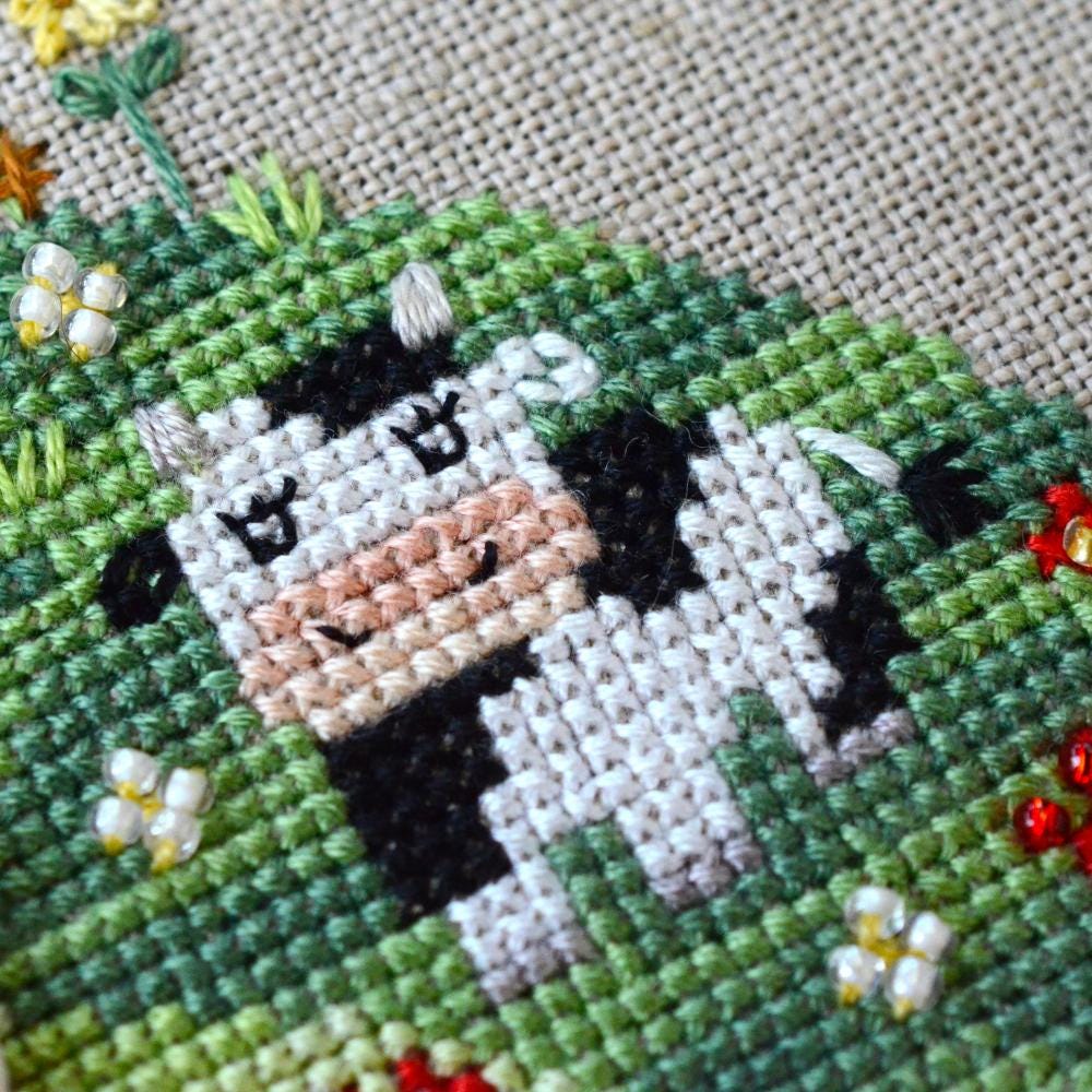 Sampler Cross Stitch Kit: "In the Pasture", Tela Artis  - Hand-Dyed threads