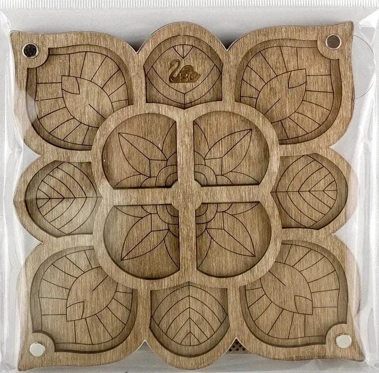 Bead Organizer plywood with magnetic lid, Floral stained glass window, 5.9 x 5.7 IN