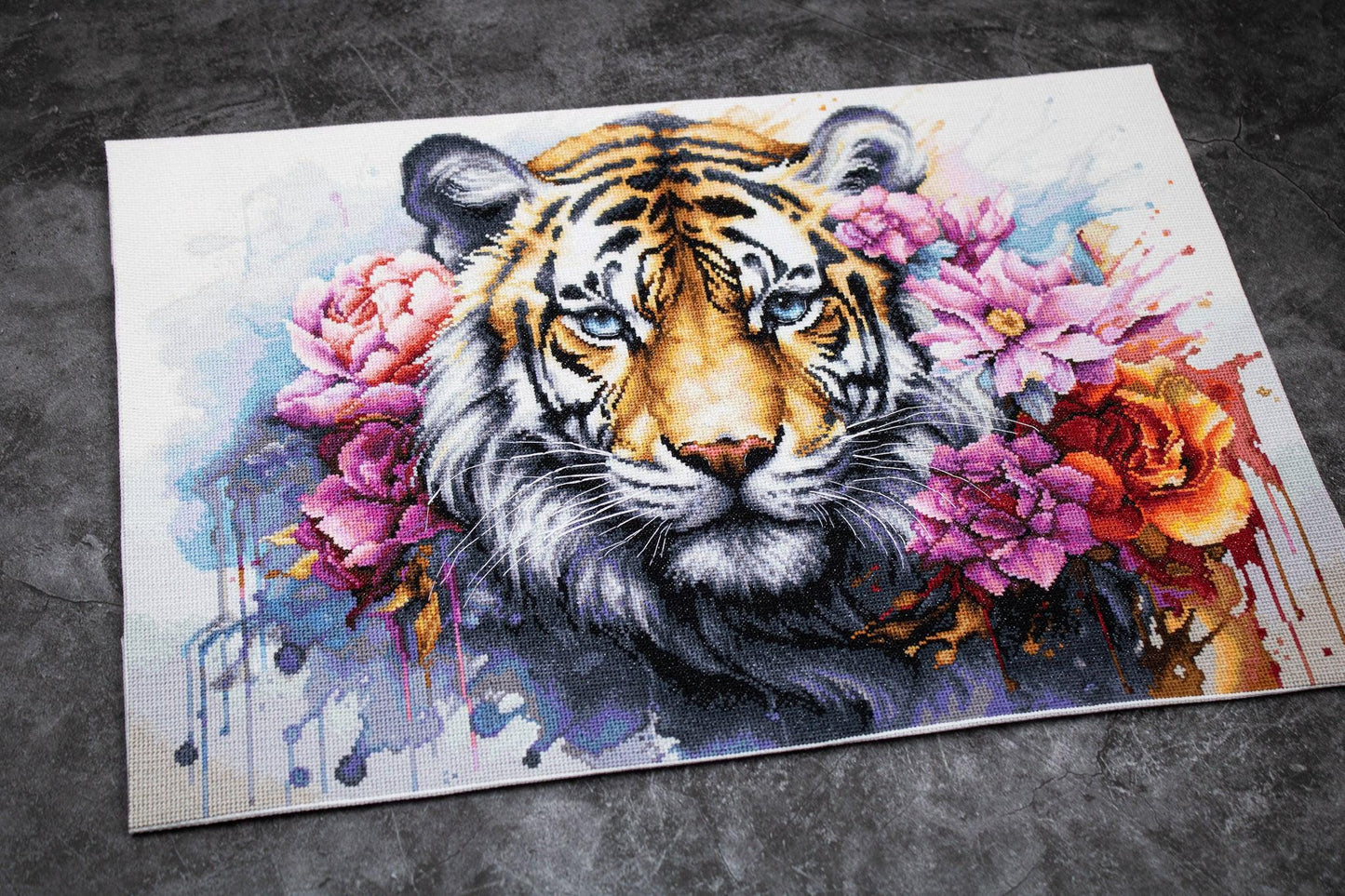 Counted Cross Stitch Kit Luca-S - Wild Life Of Predator, BU5033