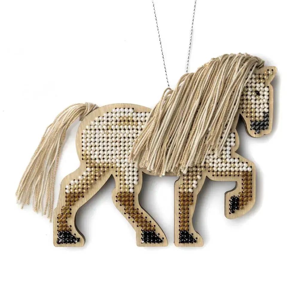 Bead Embroidery Kit: Palomino Stallion, Double-Sided Wood Model