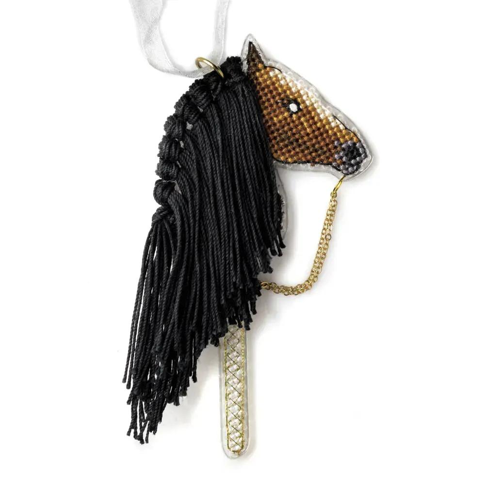 Cross Stitch Kit: Dark Horse DIY on Perforated Plastic