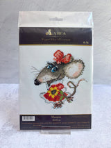 Alisa Funny Mouse 0-76 Counted Cross Stitch Kit, 14 Count White Aida