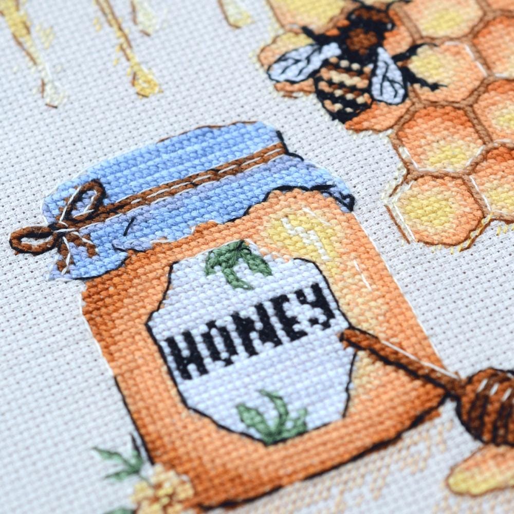 Counted Cross Stitch Kit: Honey collection, Aida 16ct,Hand-Dyed Threads