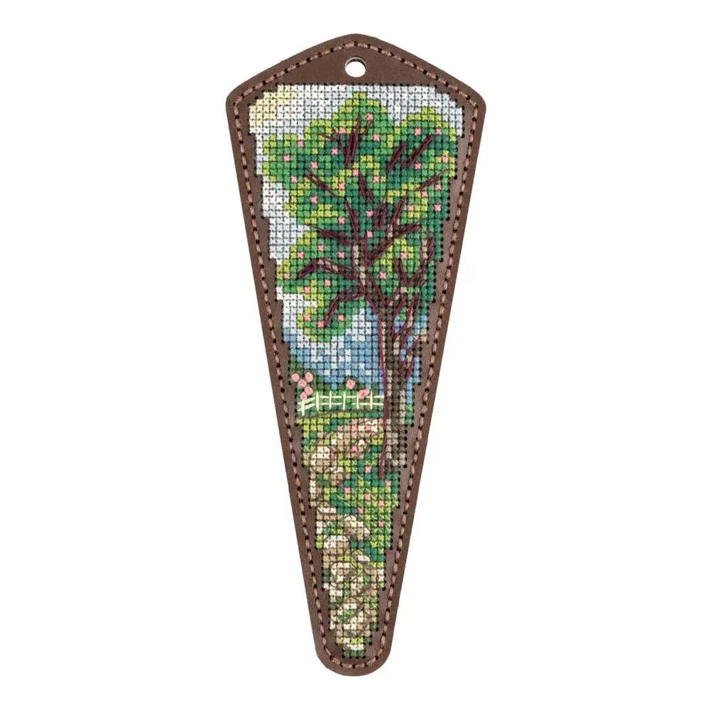 DIY Faux Leather Scissor Case Kit: Big Tree Embroidery