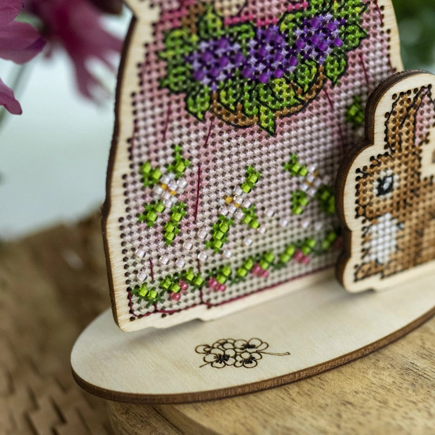 Cozy Crosses Spring Girl M018 Counted Cross Stitch Kit, Spring Figure on Wood